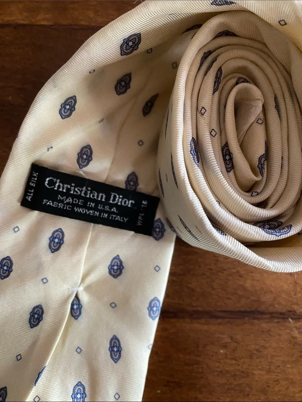 Christian Dior 100% Silk Tie Cream with Blue Medallion Motif